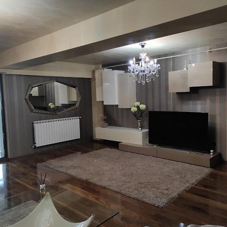 Apartament Lux Ultracentral كرايوفا المظهر الخارجي الصورة